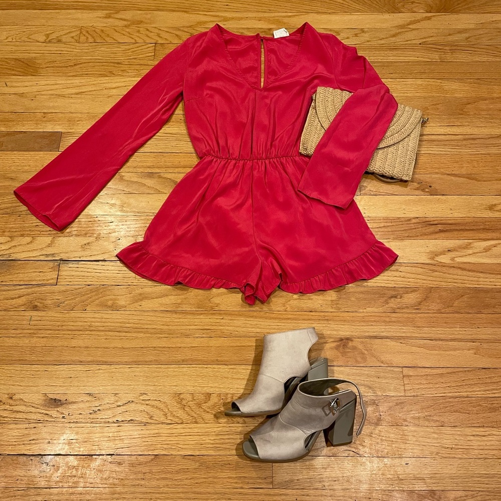 Pins and Needles for Urban Outfitters Pink Long Sleeve Ruffle Romper, Size Small